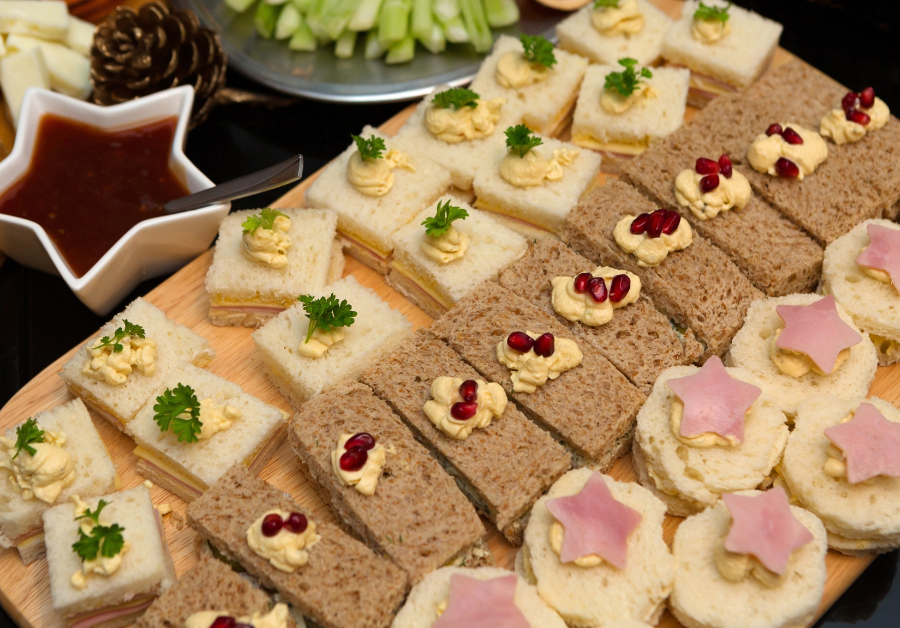creative sandwich platter